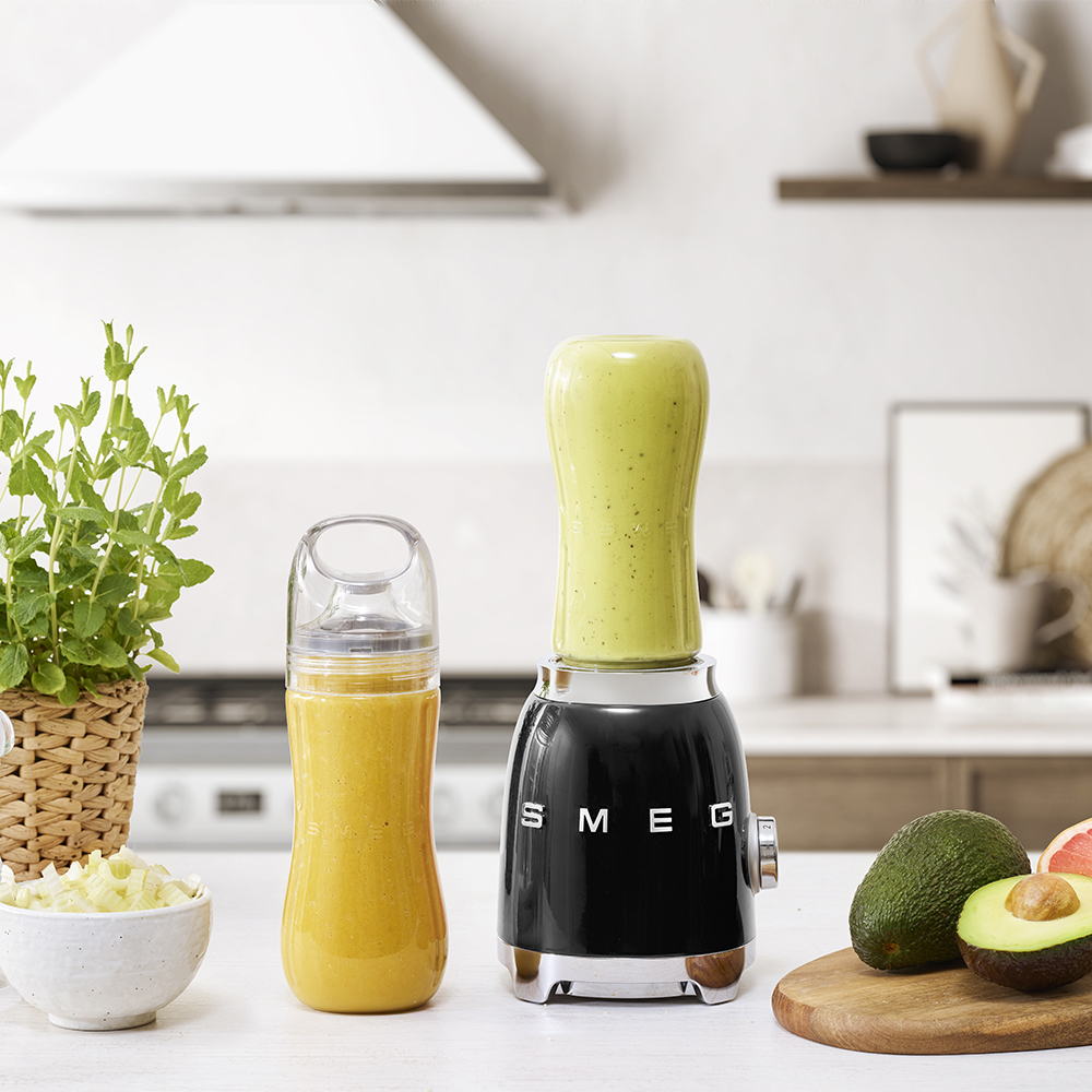 SMEG 50'STYLE GLASS BLENDER BLACK PBF01BLEU