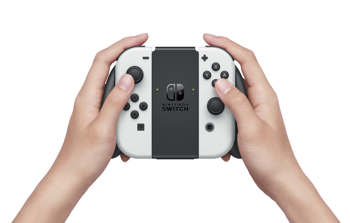 NINTENDO SWITCH OLED WHITE