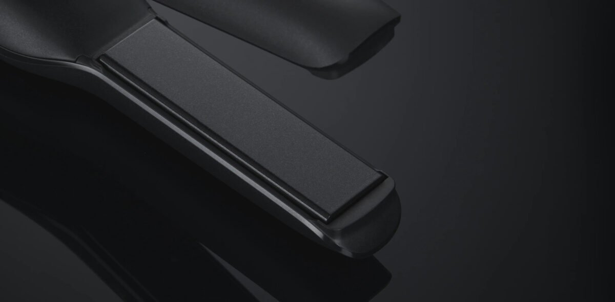 GHD UNPLUGGED CORDLESS STYLER HAIR STRAIGHTENER BLACK